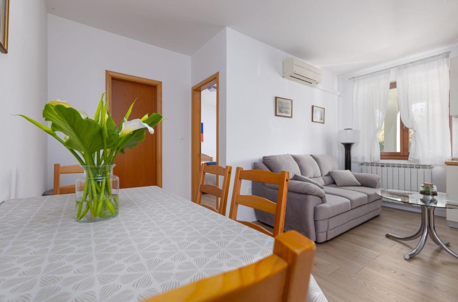 Marija Apartment Porec Exterior photo